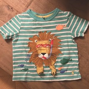 Cutest Joules Tee 3y runs small. Sea Lion.